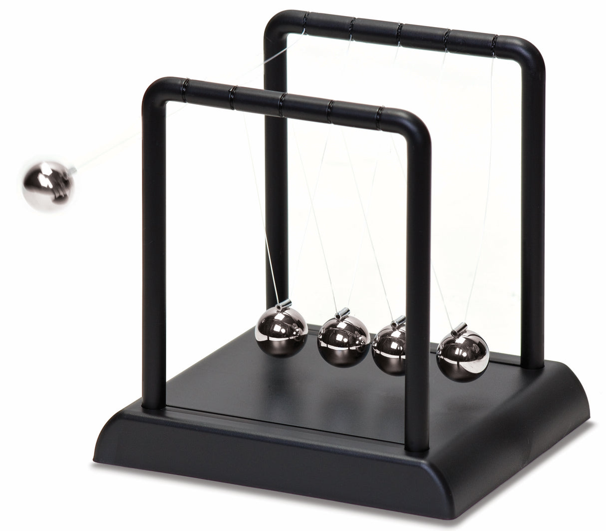 QREO NEWTONS CRADLE