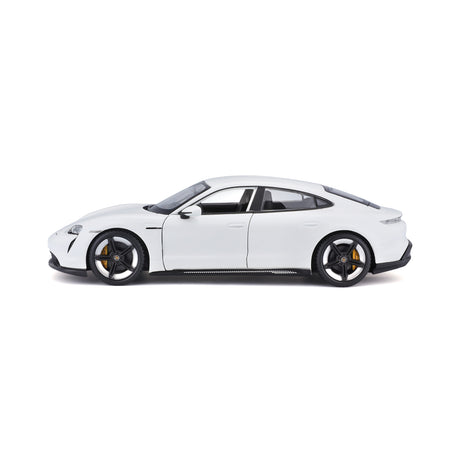 1:24 PORSCHE TAYCAN WHITE