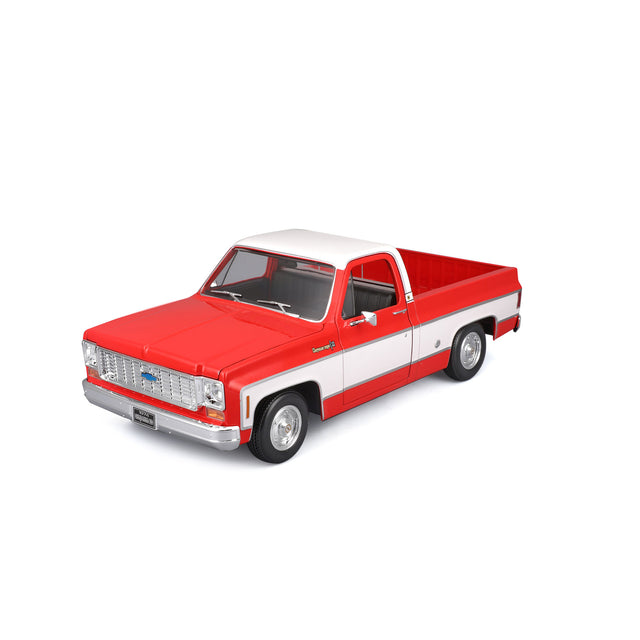 1:18 CHEVROLET C10 CHEYENNE SUPER PICK UP TRUCK