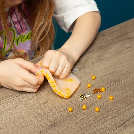 PICK N POP BRACELETS HONEYBEE
